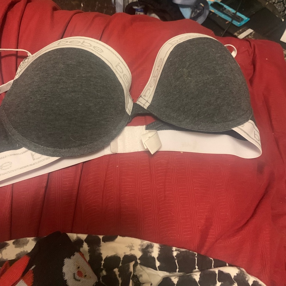 SOLD!!!!!!Bra size 36 D (SMALL)